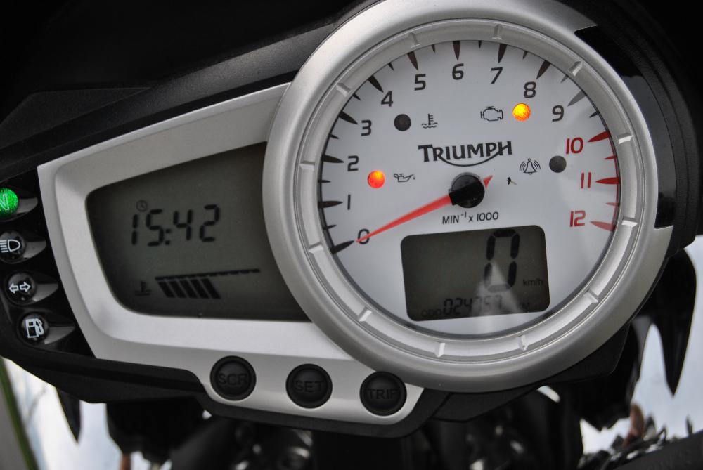 Motorrad verkaufen Triumph Speed Triple 1050 Ankauf